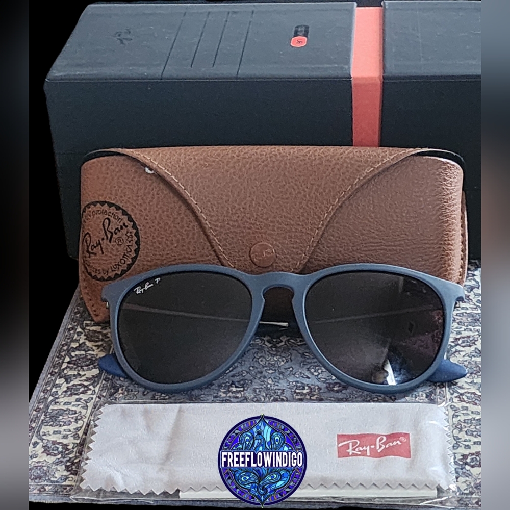 Like NEW: Ray-Ban | Erika | Women's CUSTOM Sunglasses | Blue Frames | Polarized